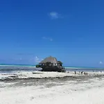 Santa Rita Lodge